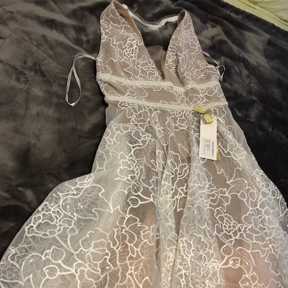 SALE!!!New! Bronx and Banco EMILY GOWN - Picture 6 of 7